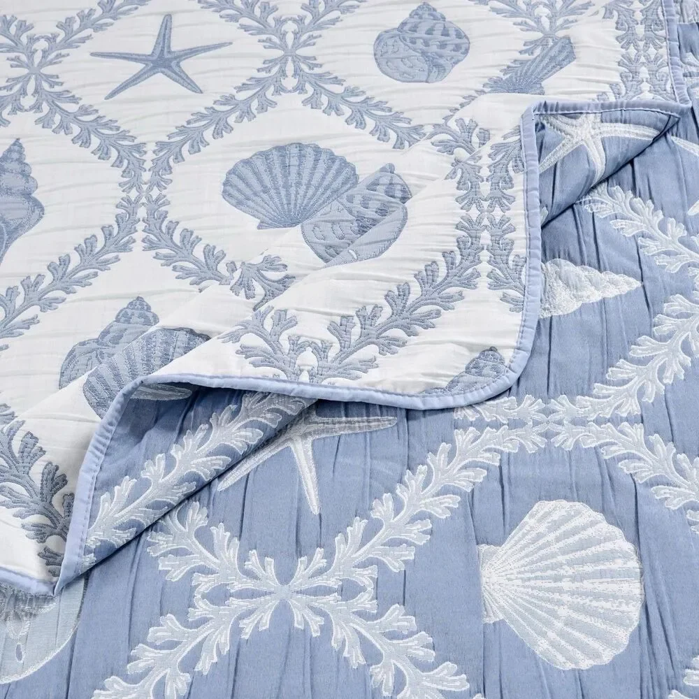 Greenland Home Fashions Laguna Seashells Reversible Matelassé Throw
